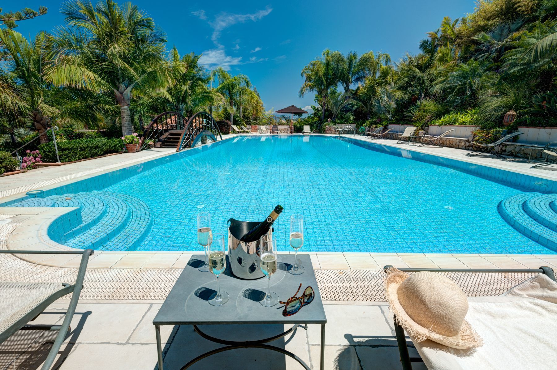 Ninella villa photo.